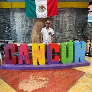 Meet your Posher, Sam